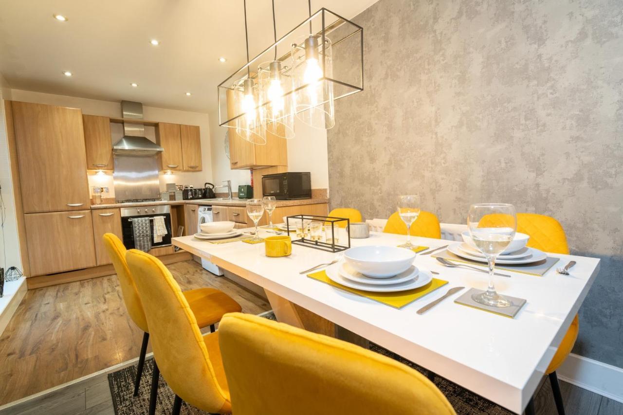 Luxe Place - Netflix & Workspace For 6 Birmingham Eksteriør bilde