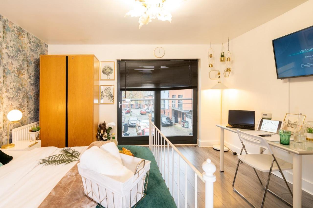 Luxe Place - Netflix & Workspace For 6 Birmingham Eksteriør bilde
